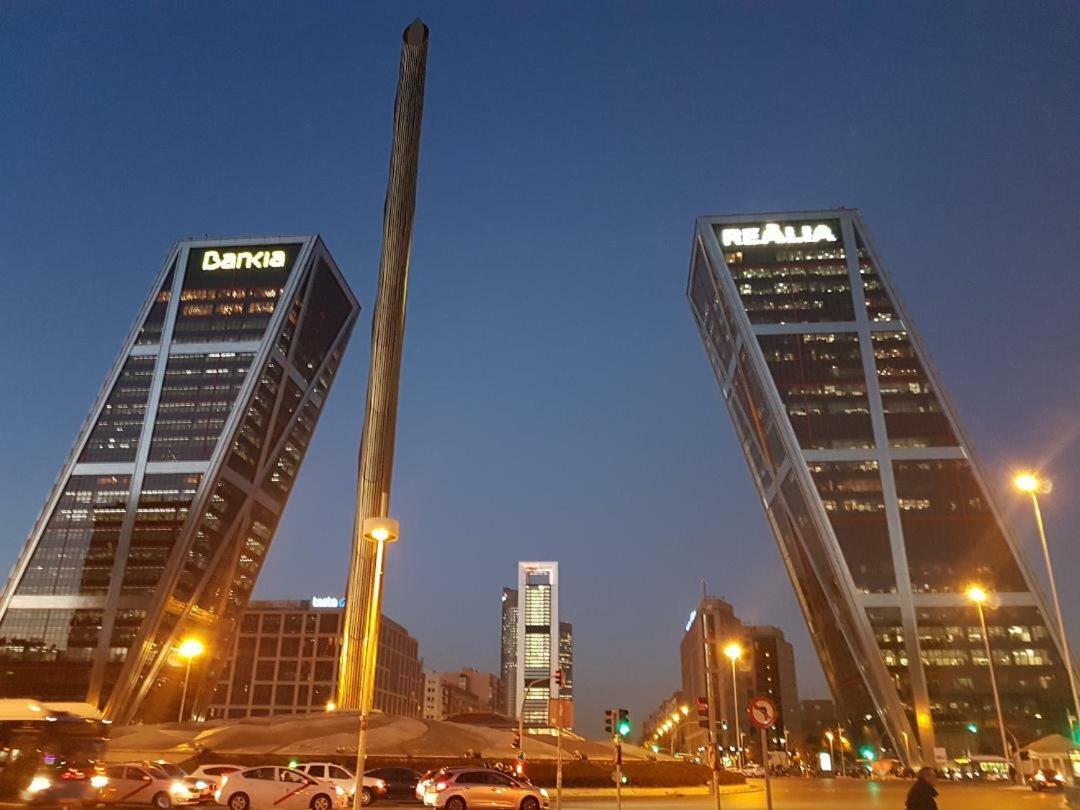 마드리드 Bonito Apto Cinco Torres Plaza Castilla 아파트 외부 사진