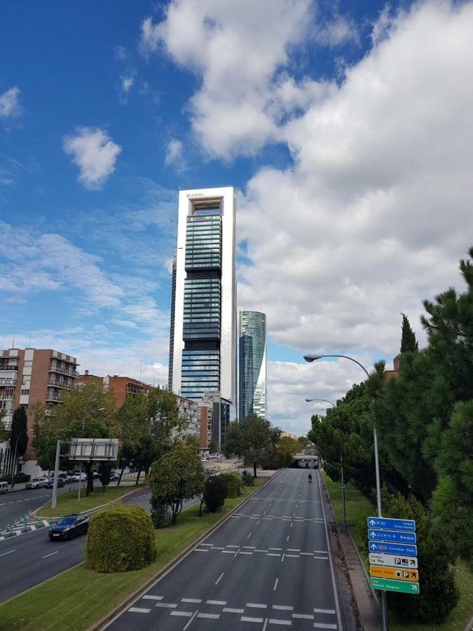 마드리드 Bonito Apto Cinco Torres Plaza Castilla 아파트 외부 사진